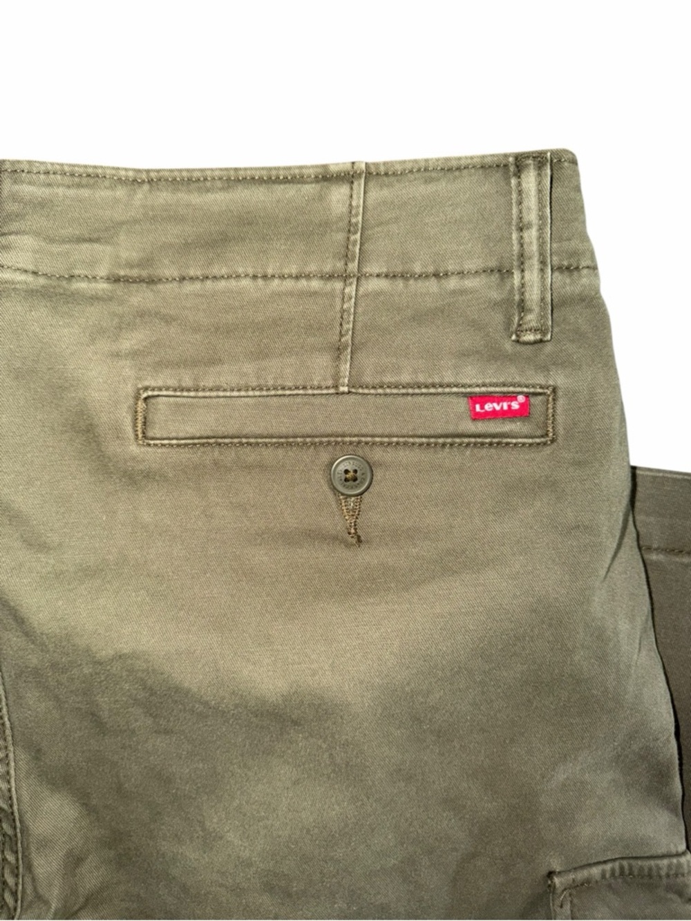 LEVI’S XX Tapered Cargo Men's Pants- Olive- 33x30 - Picture 2 of 9